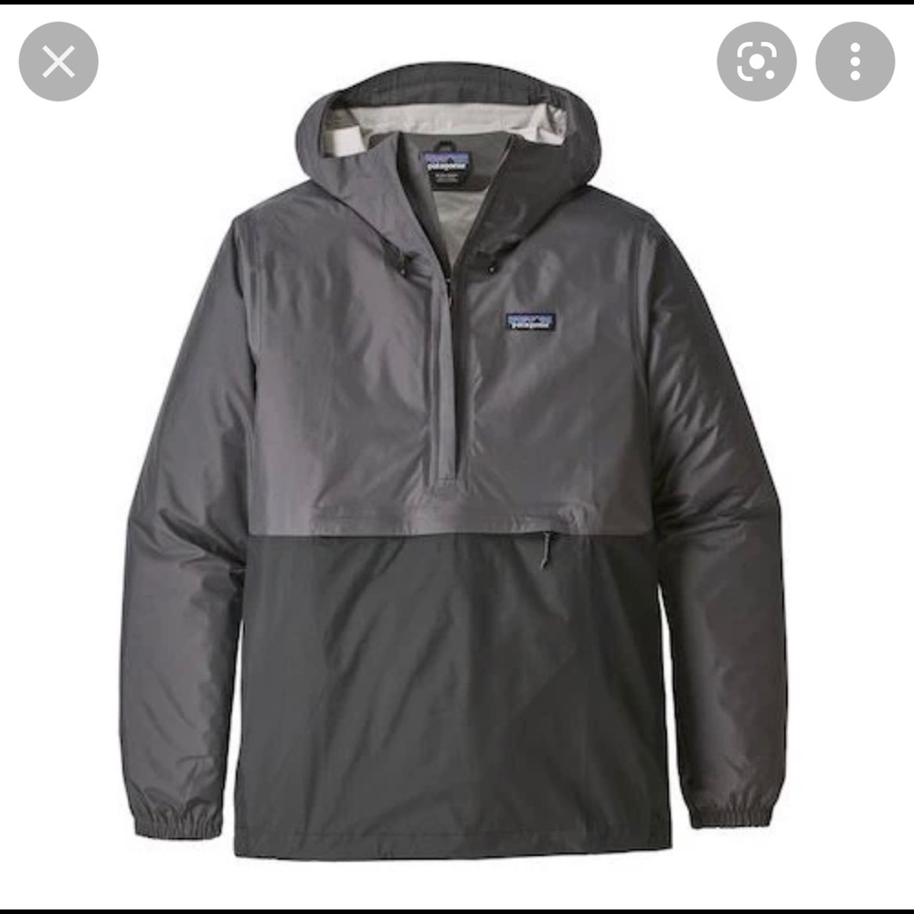 Patagonia Rain Jacket / Windbreaker 1/2 zip with kangaroo pocket